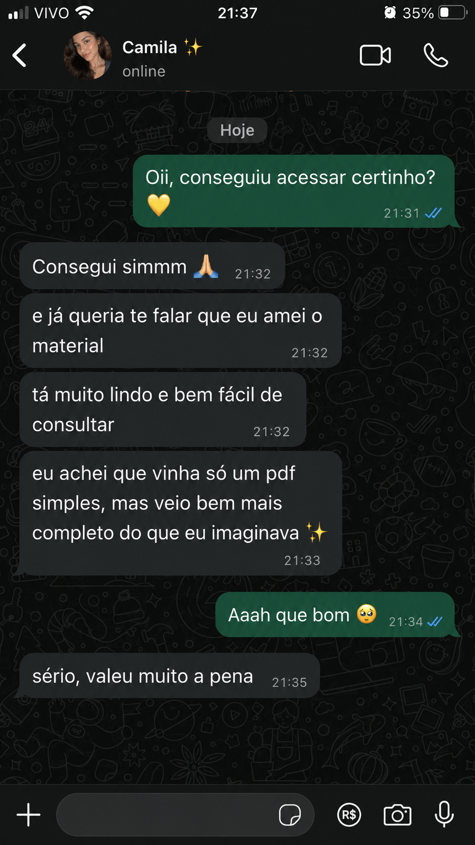 Depoimento da Camila no WhatsApp elogiando o material